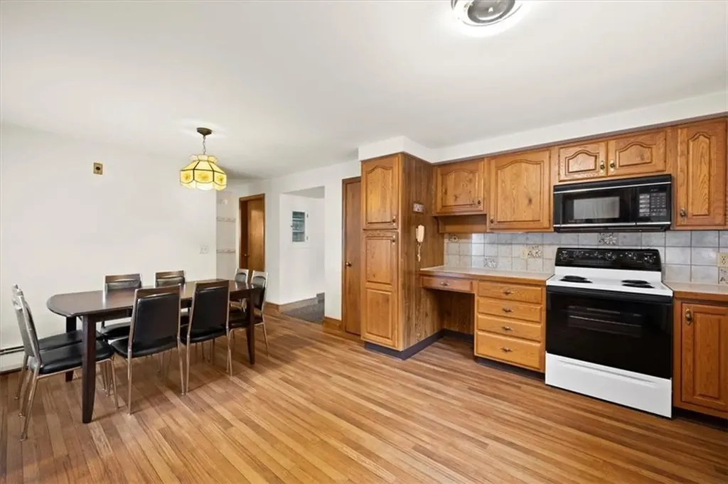 15 Washington Road Barrington RI 02806