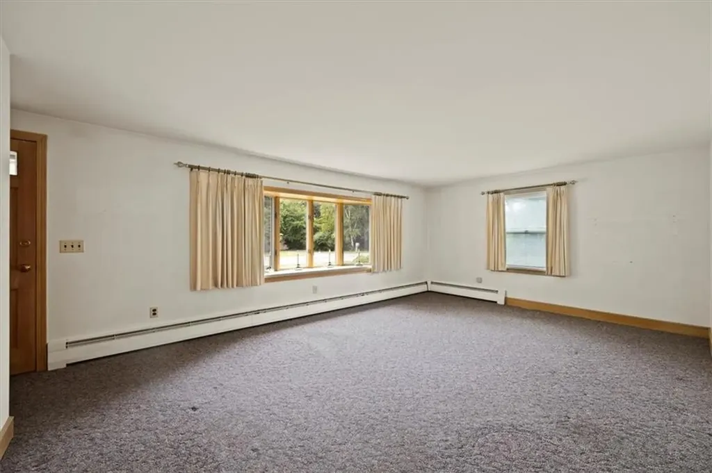 15 Washington Road Barrington RI 02806