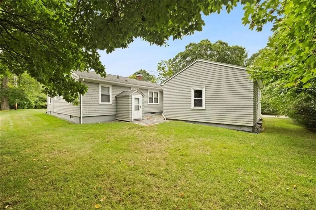 15 Washington Road Barrington RI 02806