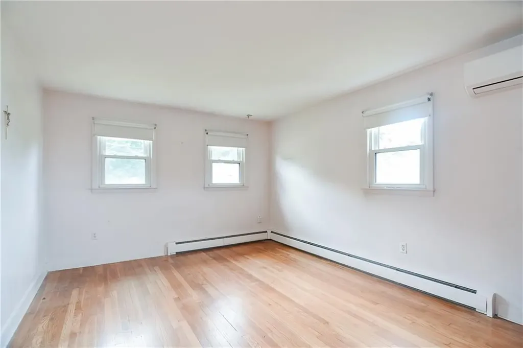 130 Brackett Avenue Tiverton RI 02878