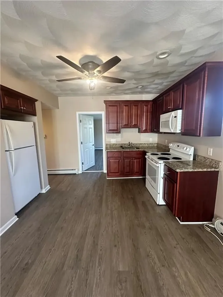 38 Woodland Avenue Cranston RI 02920