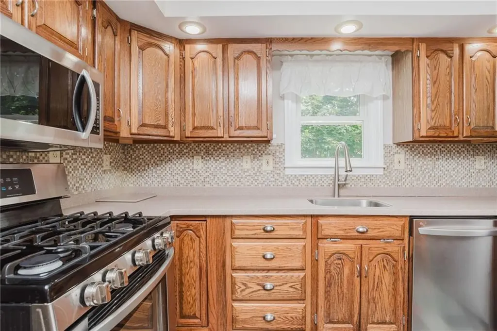 167 Mendon Road Cumberland RI 02864