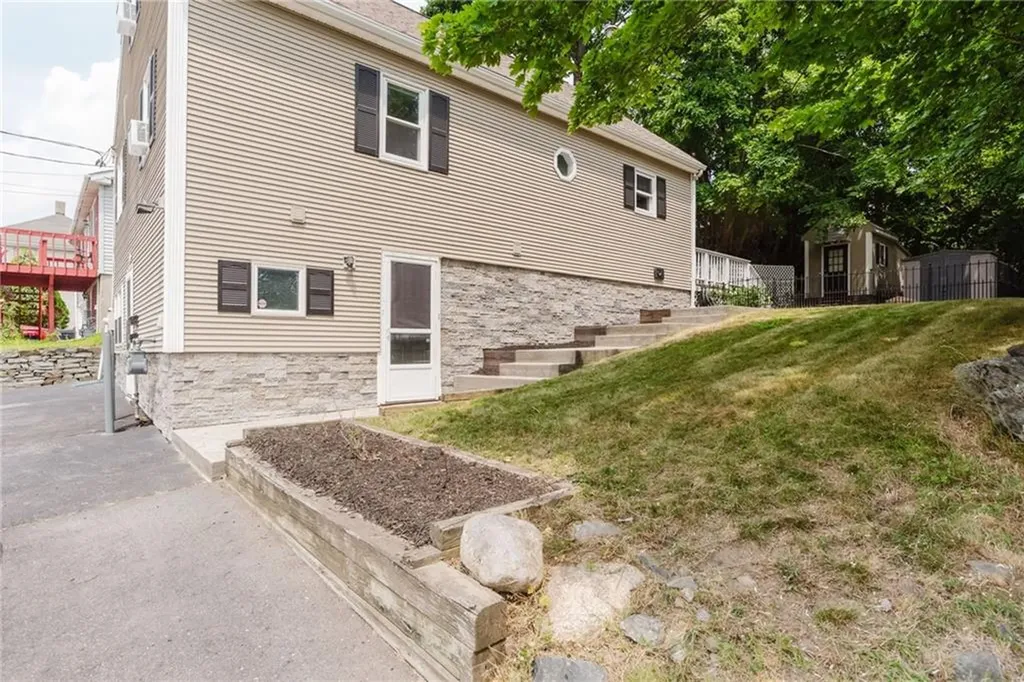 167 Mendon Road Cumberland RI 02864