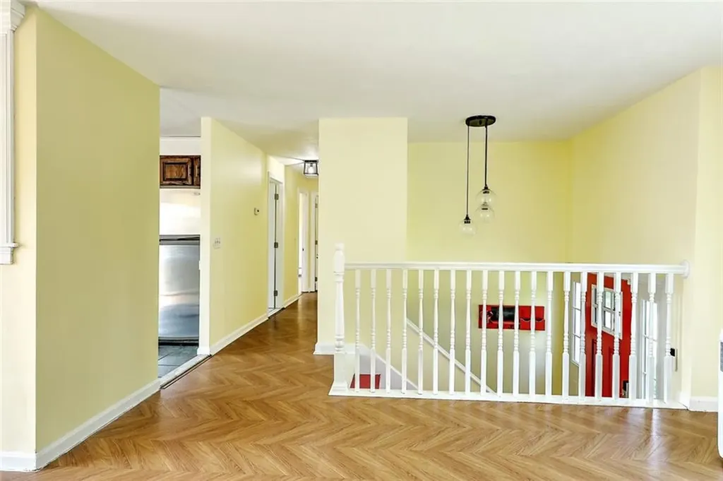 104 Levesque Street Warwick RI 02886