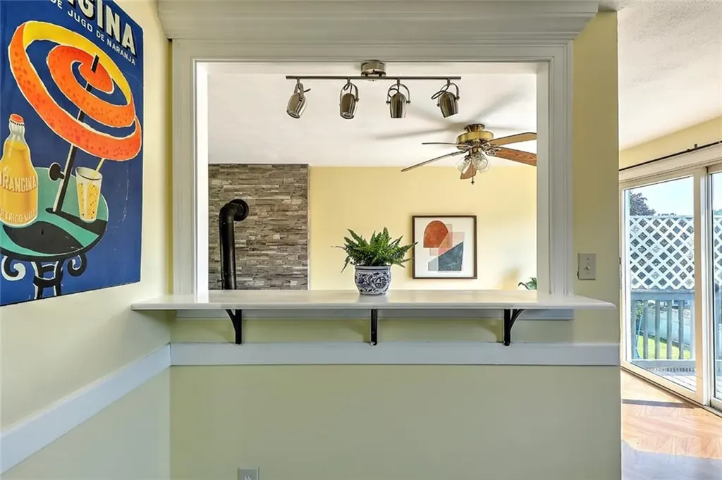104 Levesque Street Warwick RI 02886