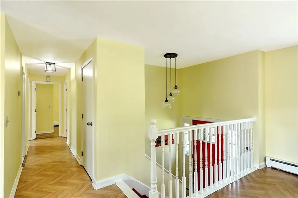 104 Levesque Street Warwick RI 02886