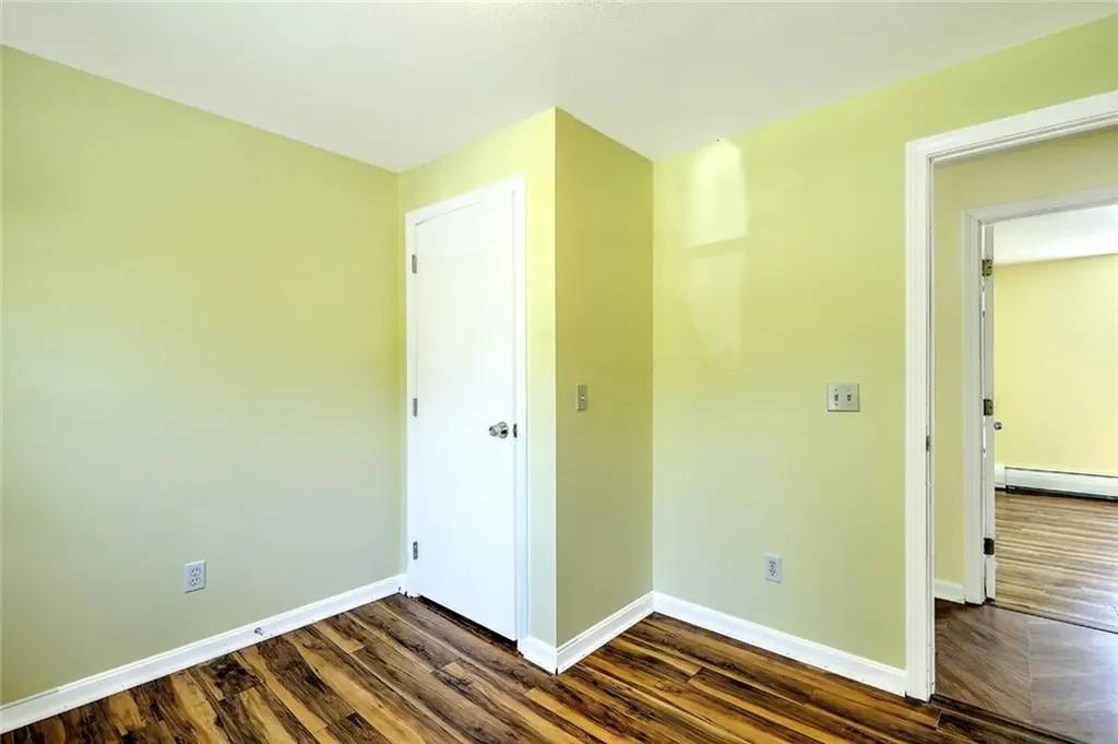 104 Levesque Street Warwick RI 02886