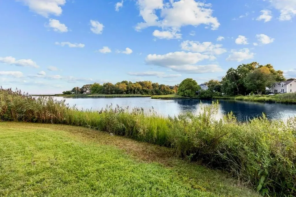 150 Old Mill Boulevard Warwick RI 02889