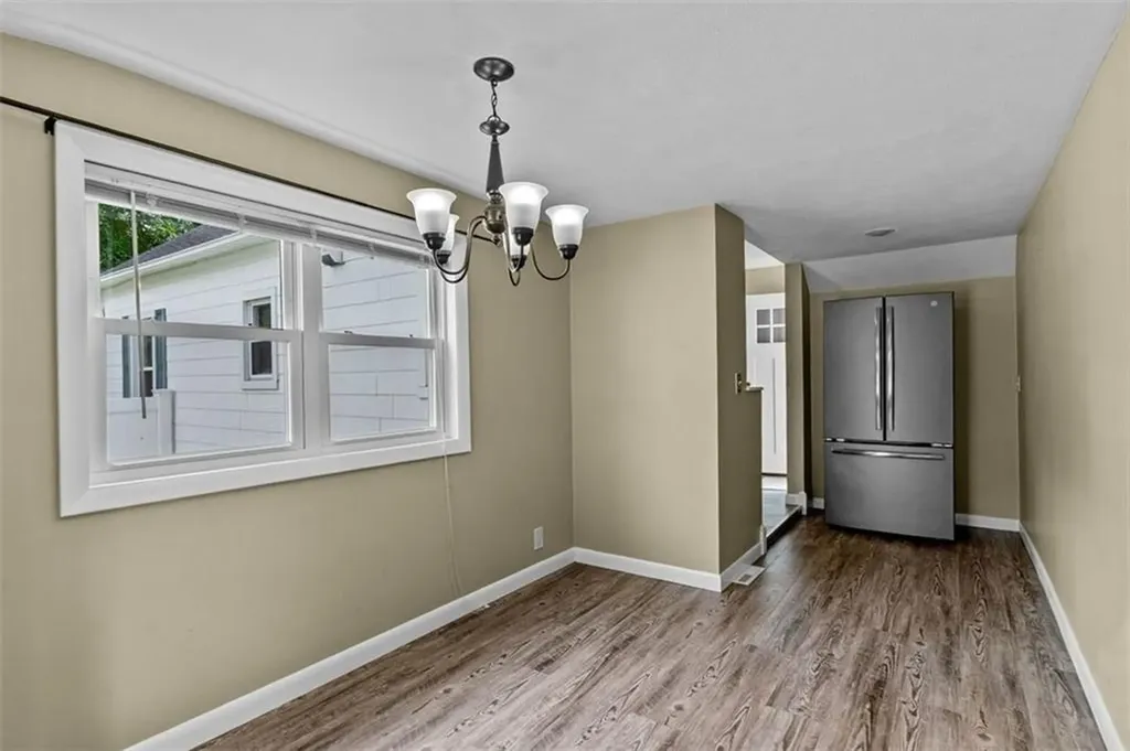 89 Carpenter Street Warwick RI 02886