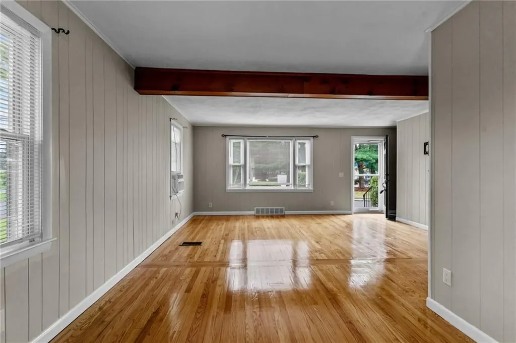89 Carpenter Street Warwick RI 02886