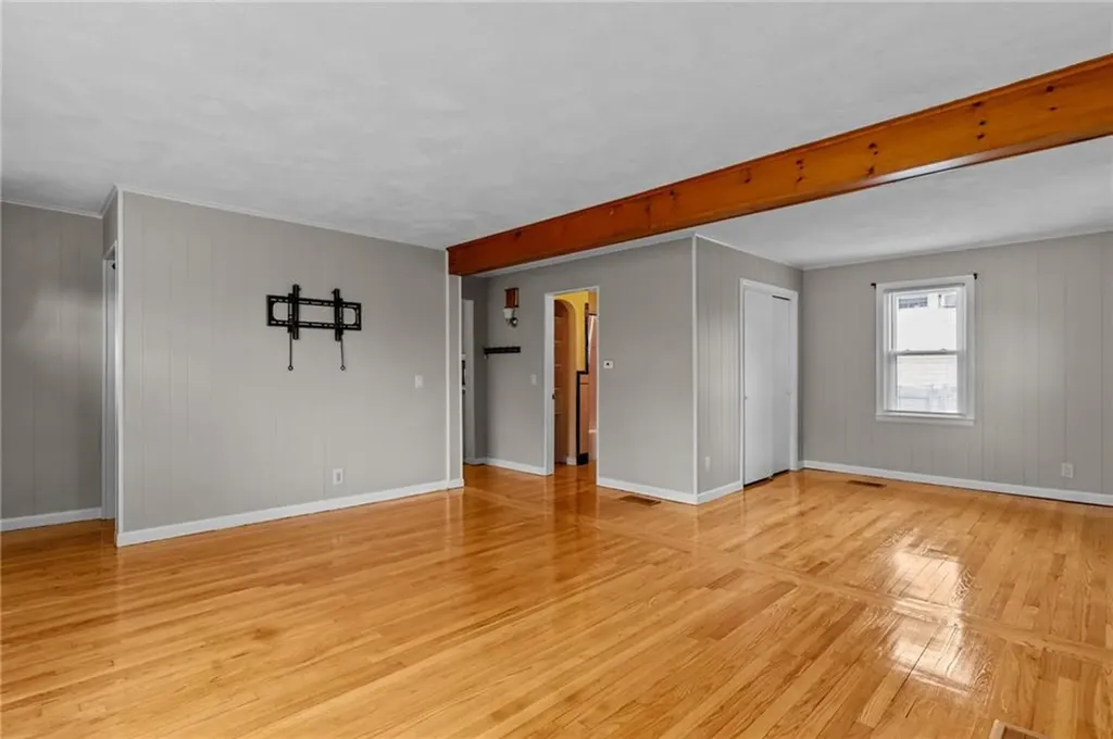 89 Carpenter Street Warwick RI 02886
