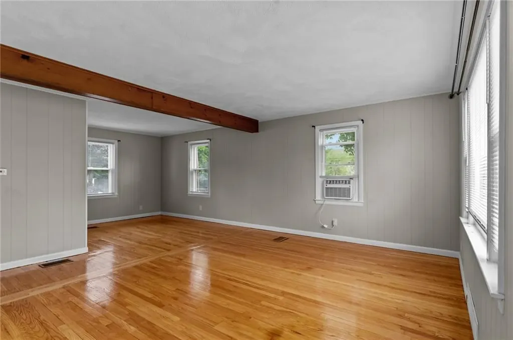 89 Carpenter Street Warwick RI 02886