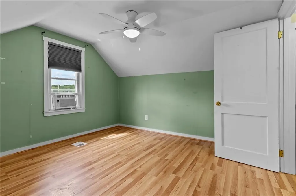 89 Carpenter Street Warwick RI 02886
