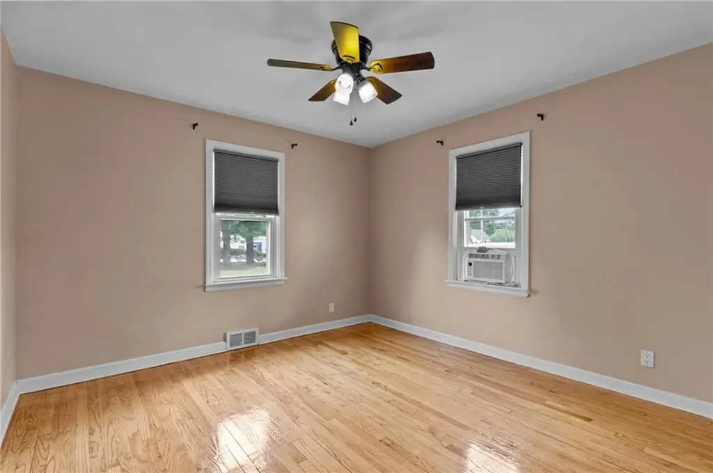 89 Carpenter Street Warwick RI 02886