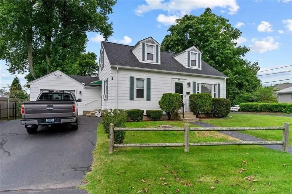 89 Carpenter Street Warwick RI 02886