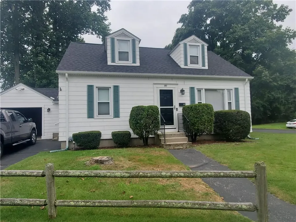 89 Carpenter Street Warwick RI 02886