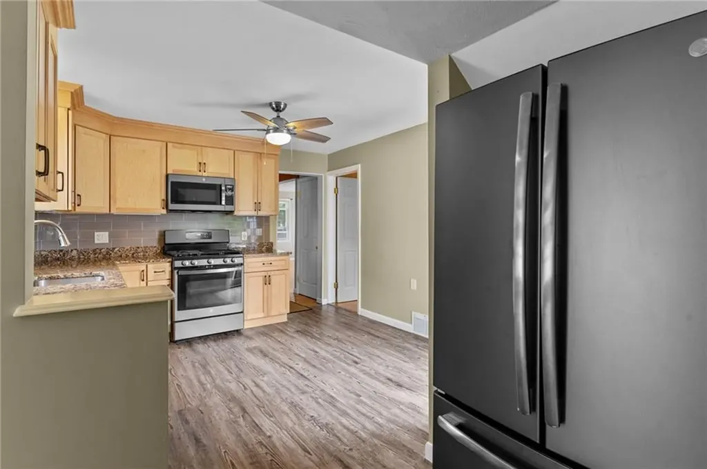89 Carpenter Street Warwick RI 02886