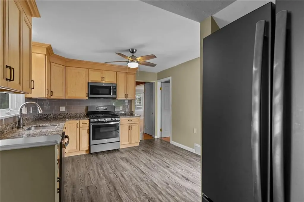 89 Carpenter Street Warwick RI 02886
