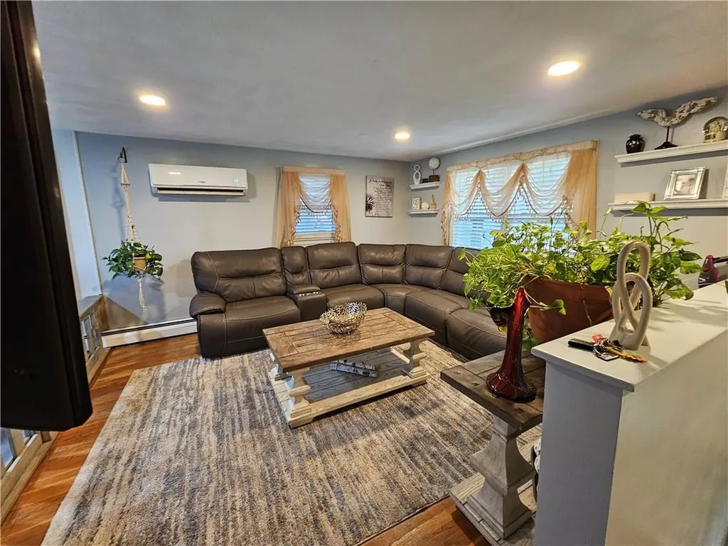 34 Kulas Road West Warwick RI 02893