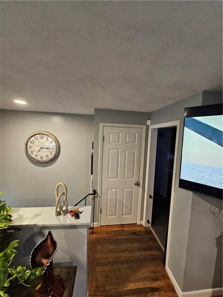 34 Kulas Road West Warwick RI 02893