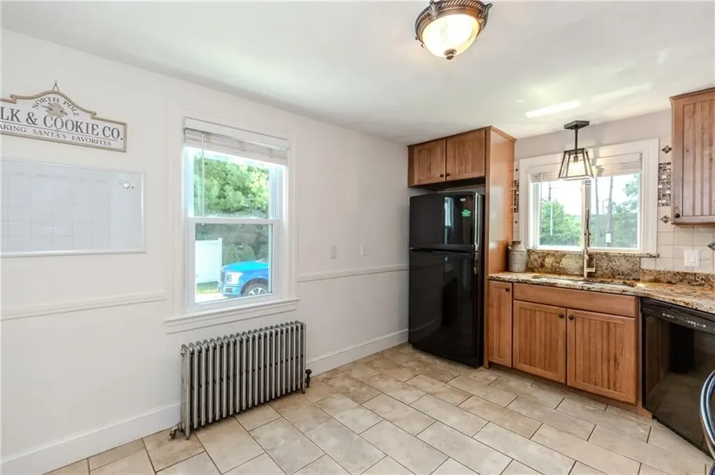 1270 Pippin Orchard Road Cranston RI 02921