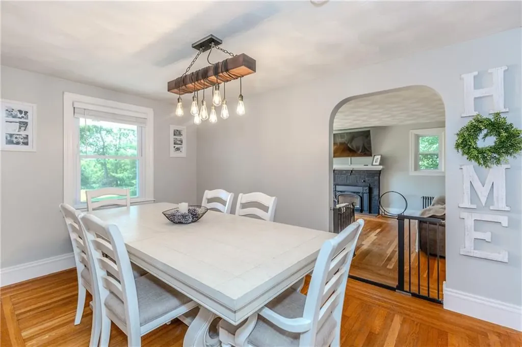 1270 Pippin Orchard Road Cranston RI 02921