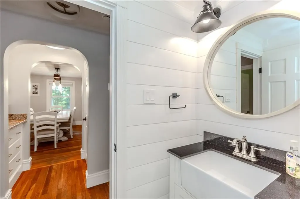 1270 Pippin Orchard Road Cranston RI 02921