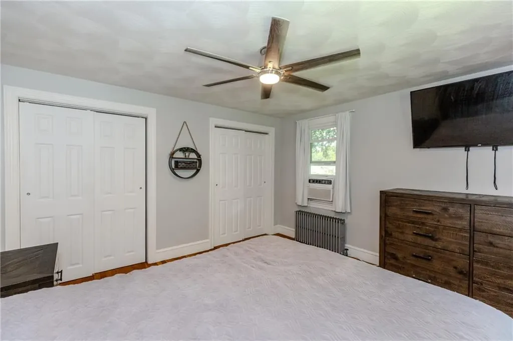 1270 Pippin Orchard Road Cranston RI 02921