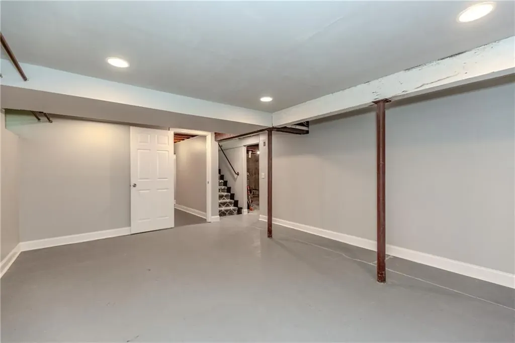 1270 Pippin Orchard Road Cranston RI 02921