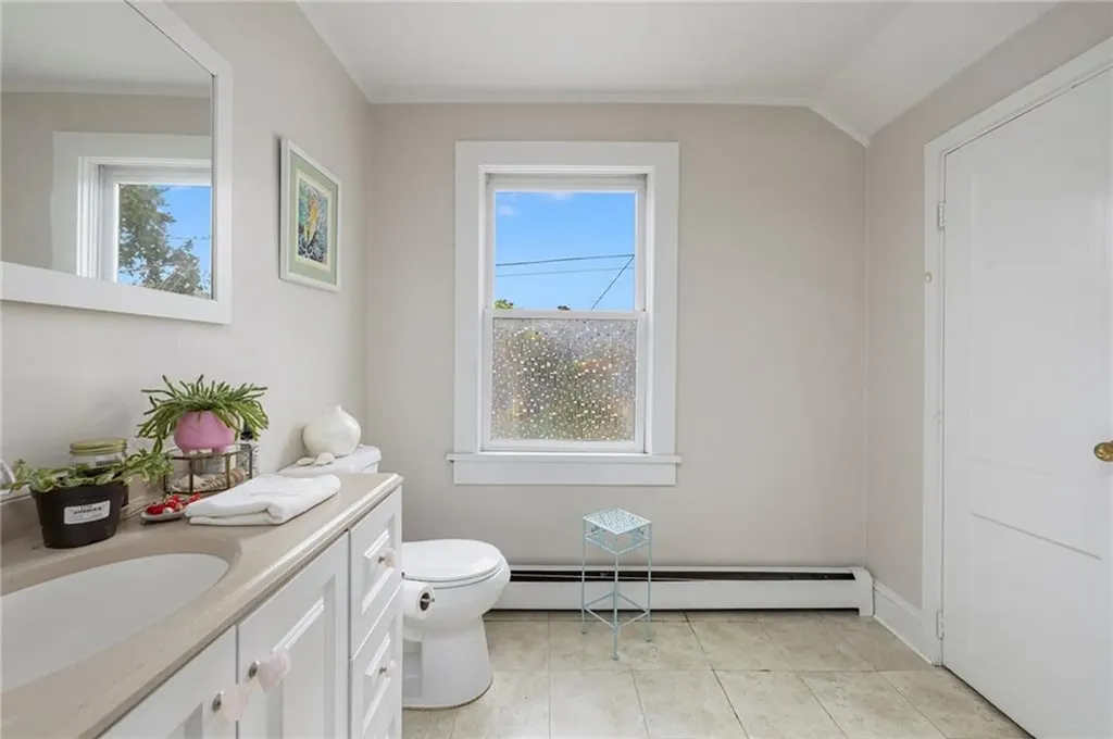 55 Gould Street Newport RI 02840