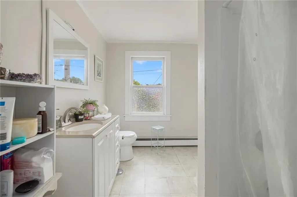 55 Gould Street Newport RI 02840