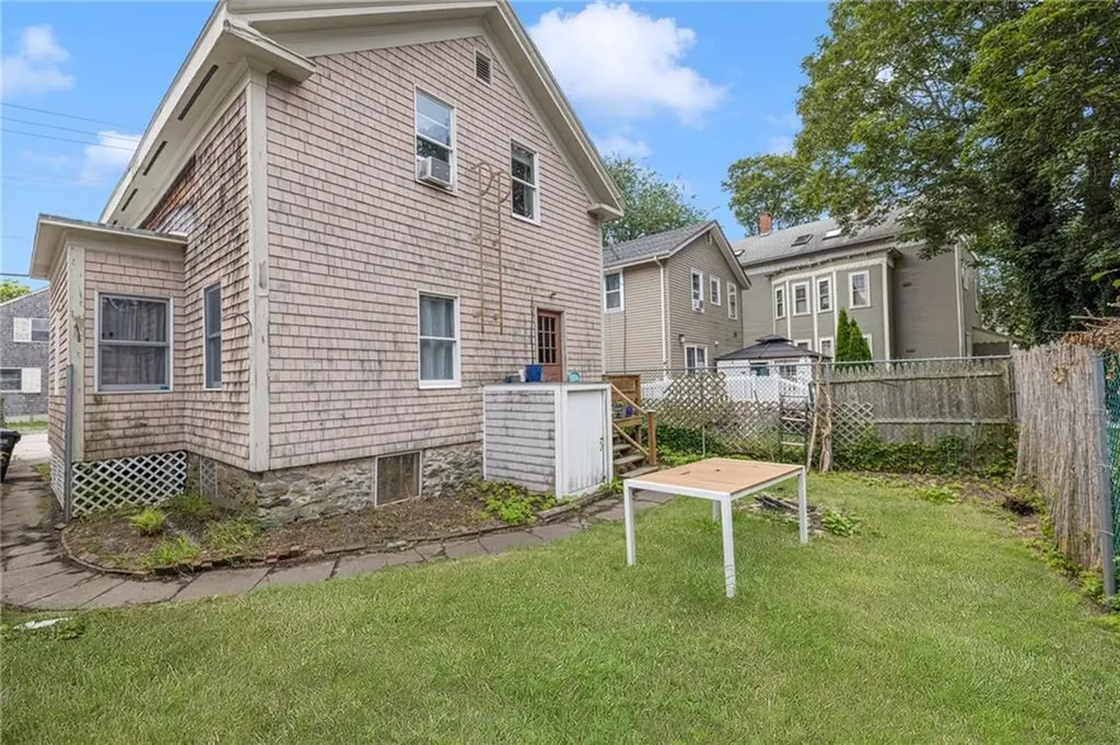 55 Gould Street Newport RI 02840