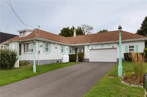 45 Kensington Avenue Portsmouth RI 02871