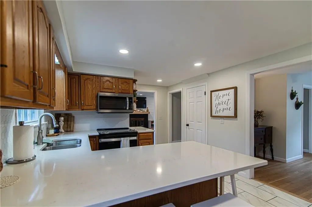 40 Milburn Road East Providence RI 02914