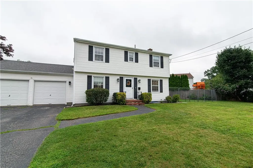 40 Milburn Road East Providence RI 02914