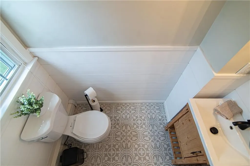 40 Milburn Road East Providence RI 02914