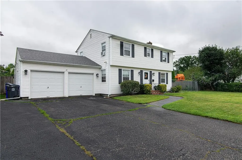 40 Milburn Road East Providence RI 02914