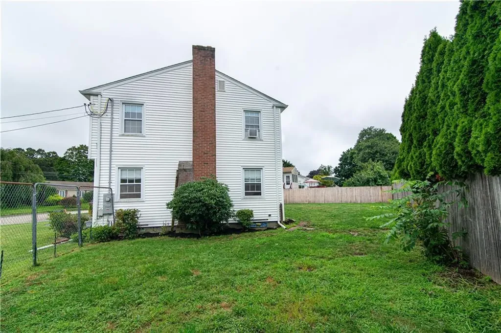40 Milburn Road East Providence RI 02914