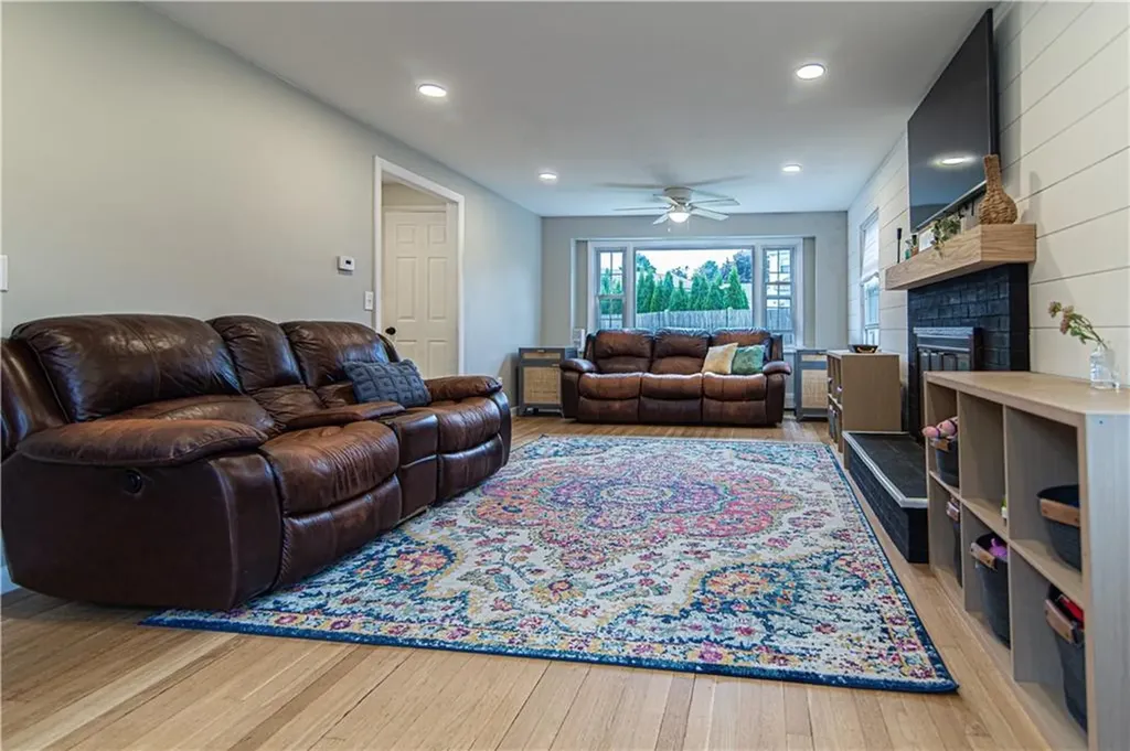40 Milburn Road East Providence RI 02914