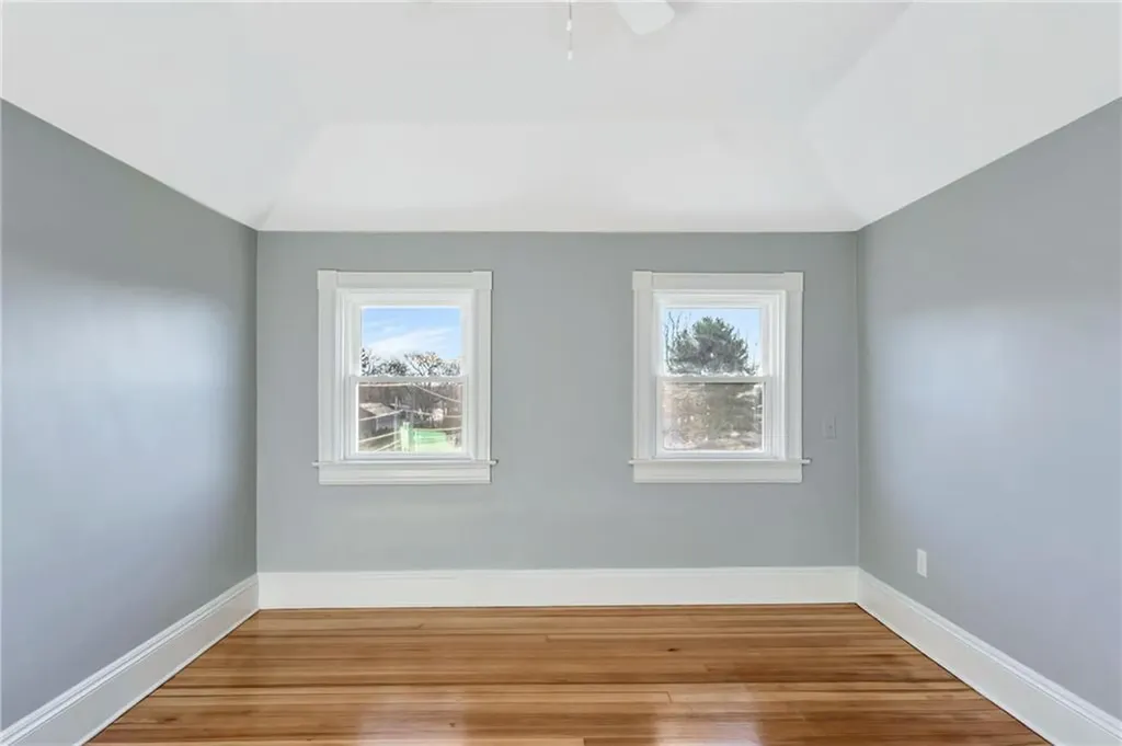 19 Stanley Avenue Barrington RI 02806