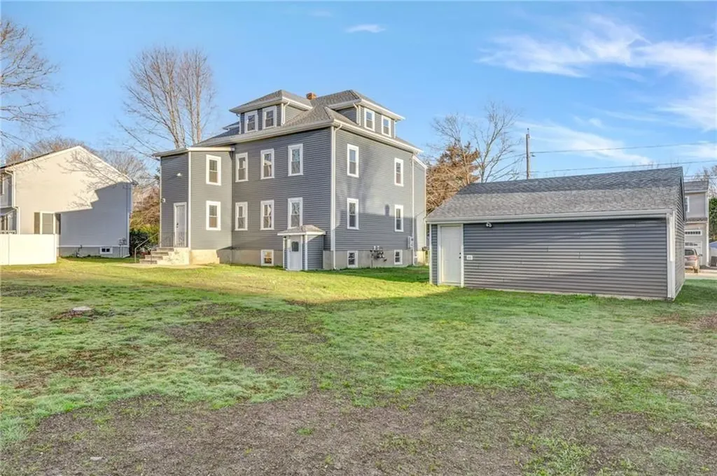 19 Stanley Avenue Barrington RI 02806
