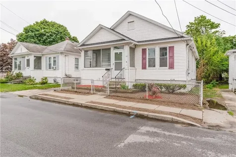 52 Garfield Street North Providence RI 02904
