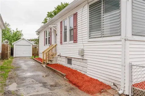 52 Garfield Street North Providence RI 02904