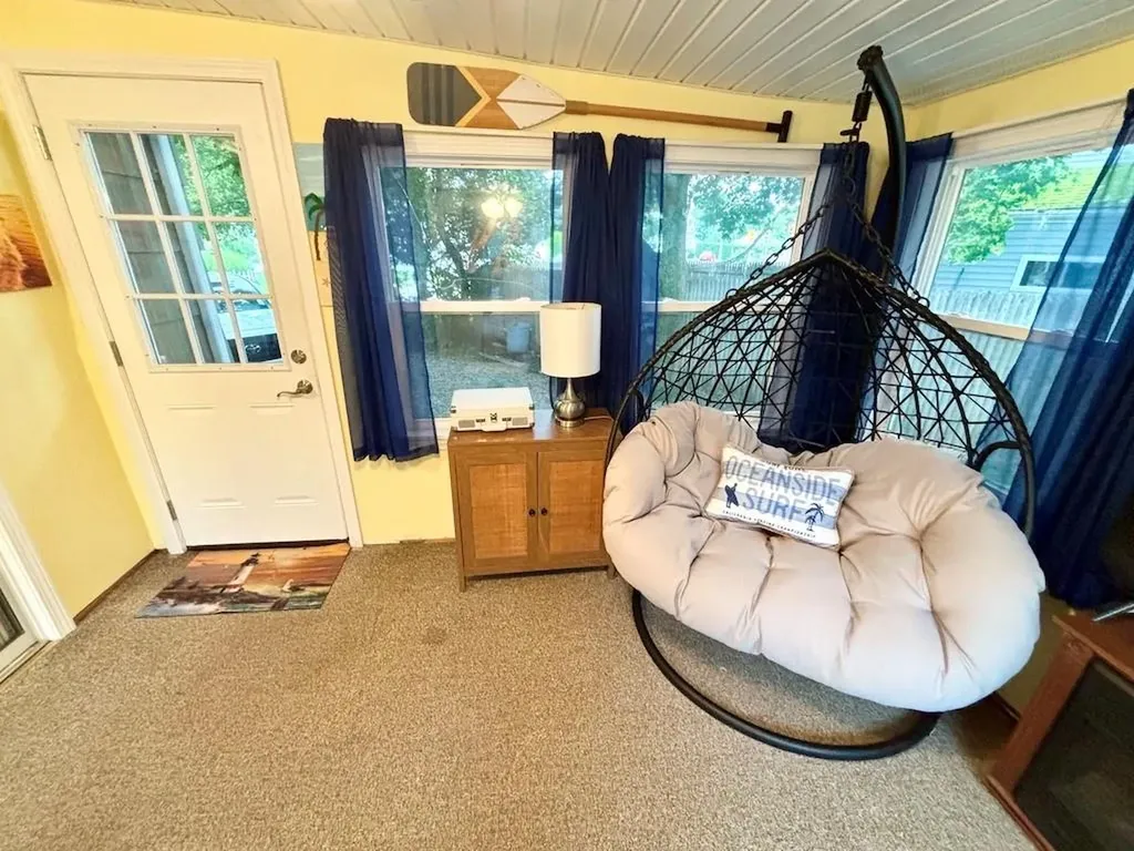 4 Brewster Drive Warwick RI 02889