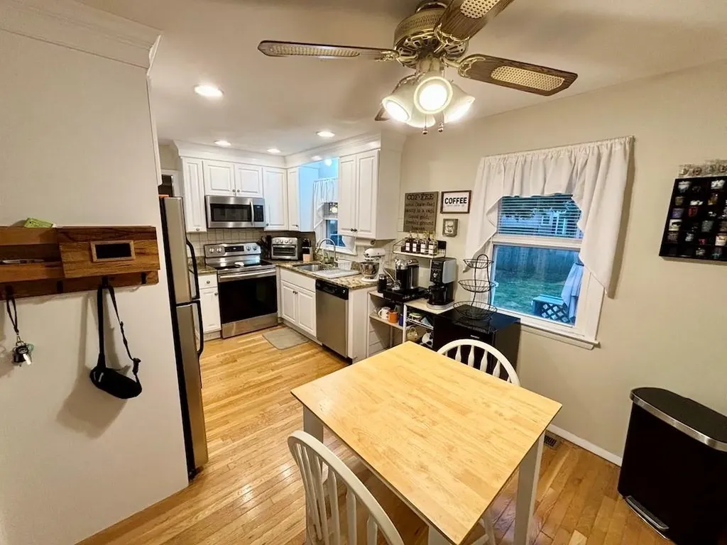 4 Brewster Drive Warwick RI 02889