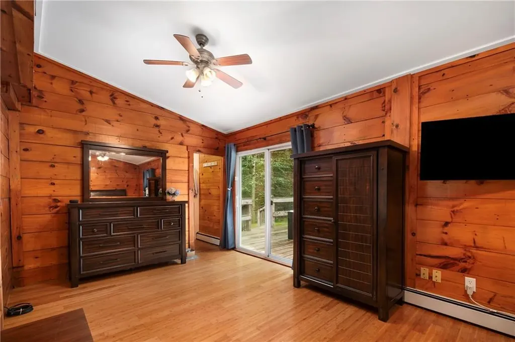 930 Knotty Oak Road Coventry RI 02816