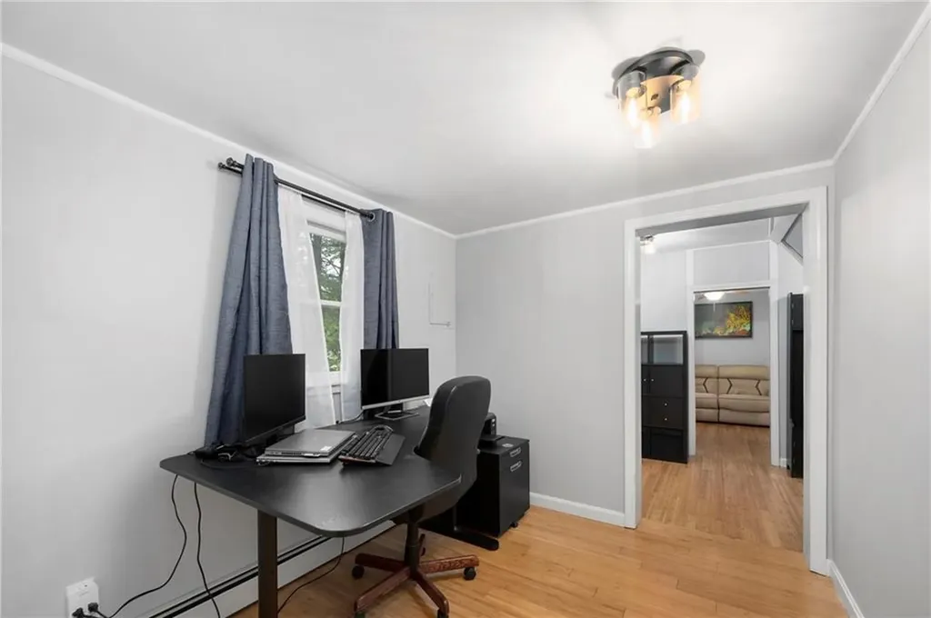 930 Knotty Oak Road Coventry RI 02816