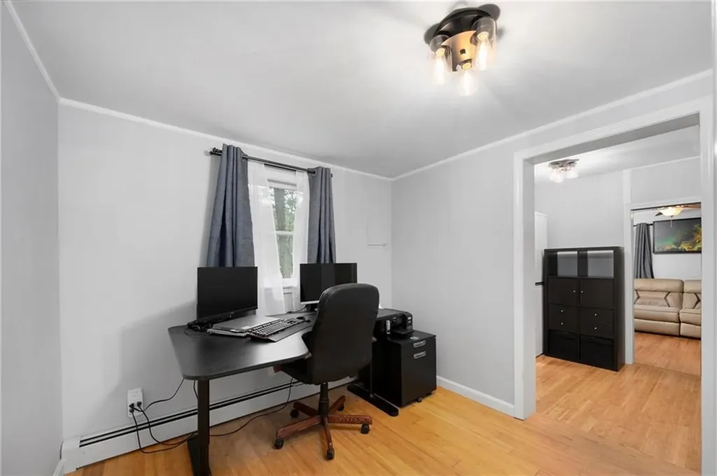 930 Knotty Oak Road Coventry RI 02816