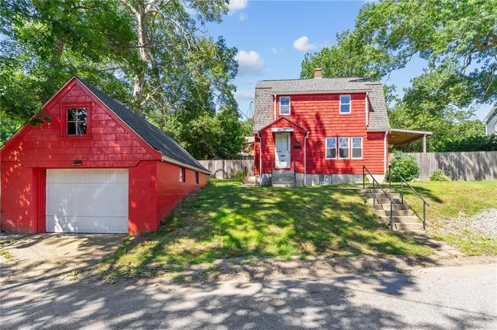 50 Highland Avenue Coventry RI 02816