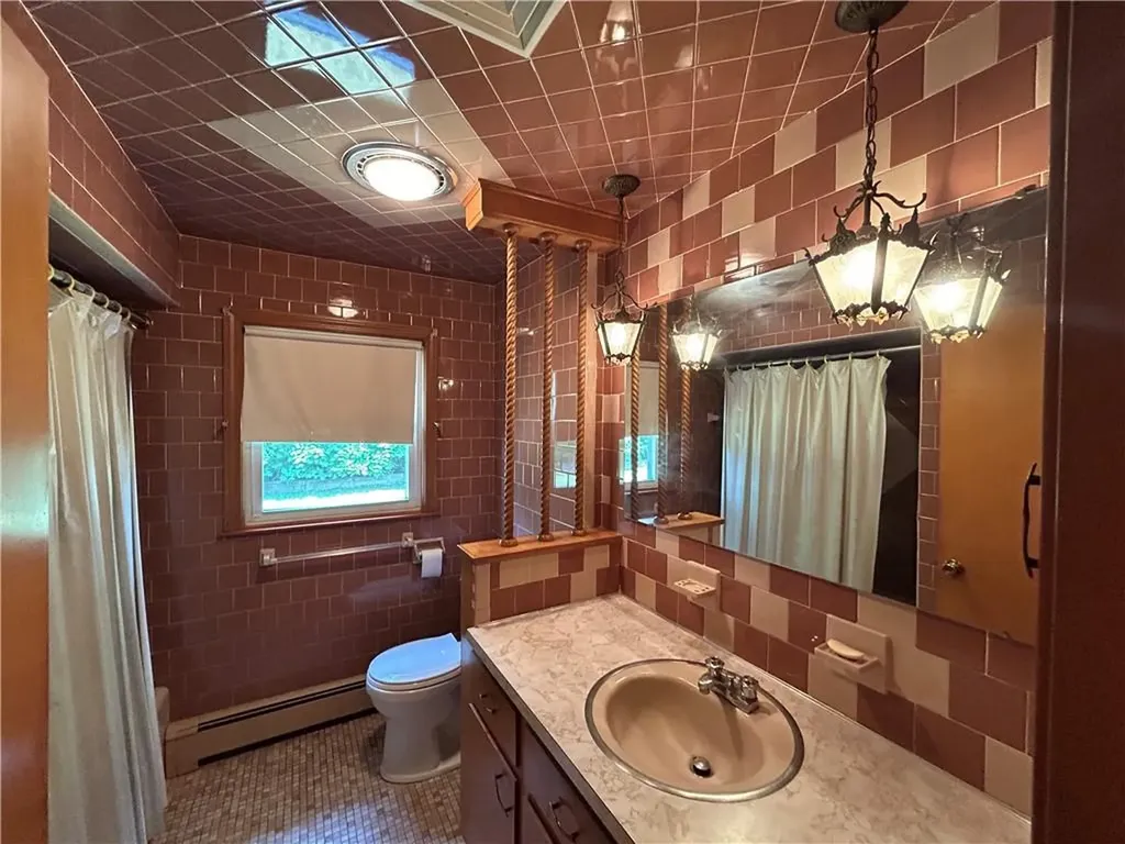 30 Wenscott Lane North Providence RI 02904